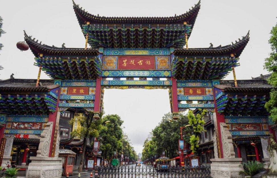 朝阳公交线路绕行的通知